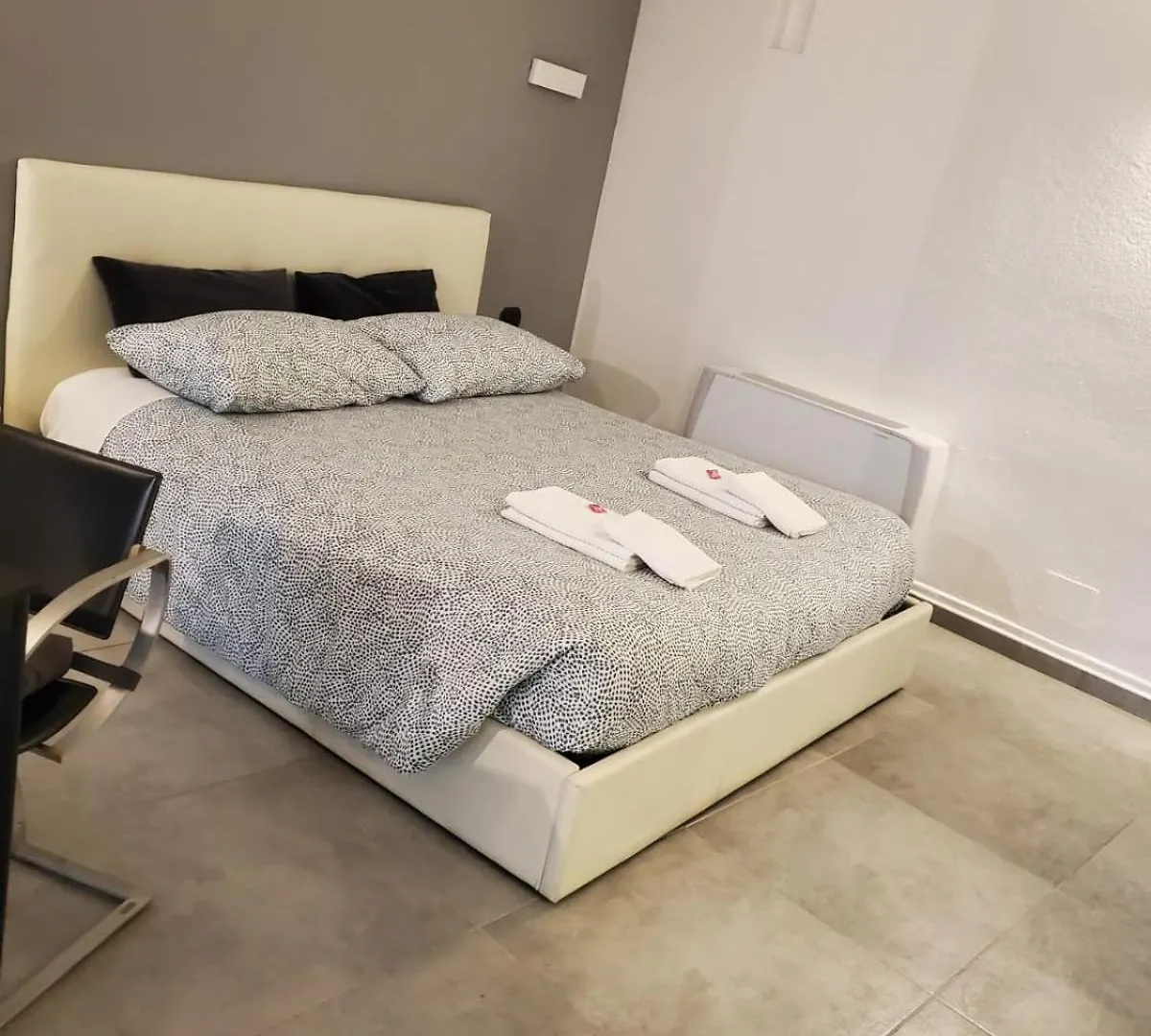 B&B Sofia Santo Stefano Ticino 0*,  Italy
